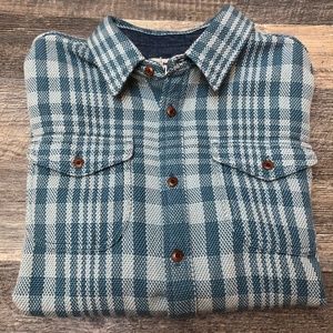 Outerknown Blanket Shirt in Adriatic Lucent Plaid Men’s Size M